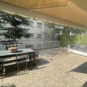 Property in Carre d'Or