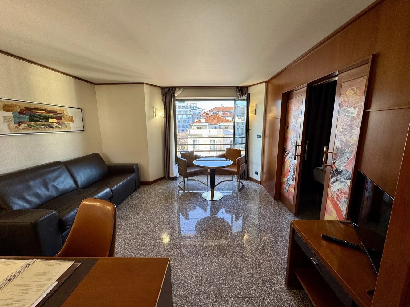 Property photo in Carre d'Or