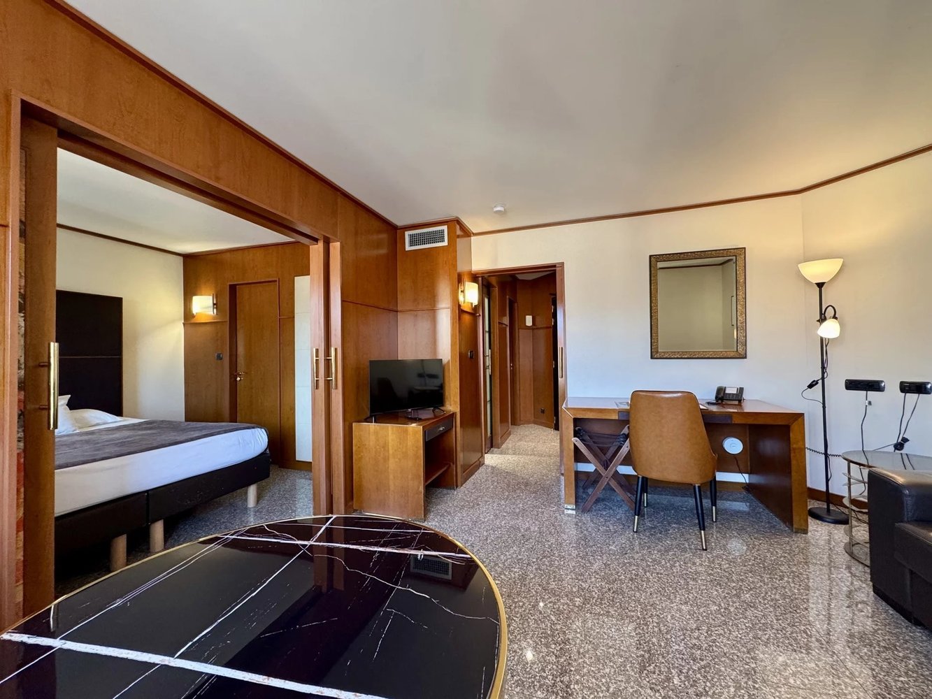 Property photo in Carre d'Or