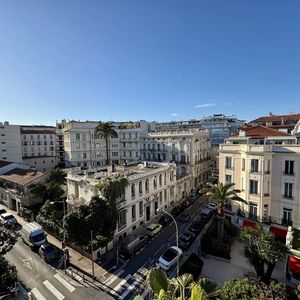 Property in Carre d'Or