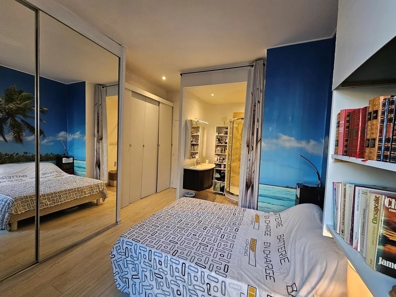 Property photo in Carre d'Or