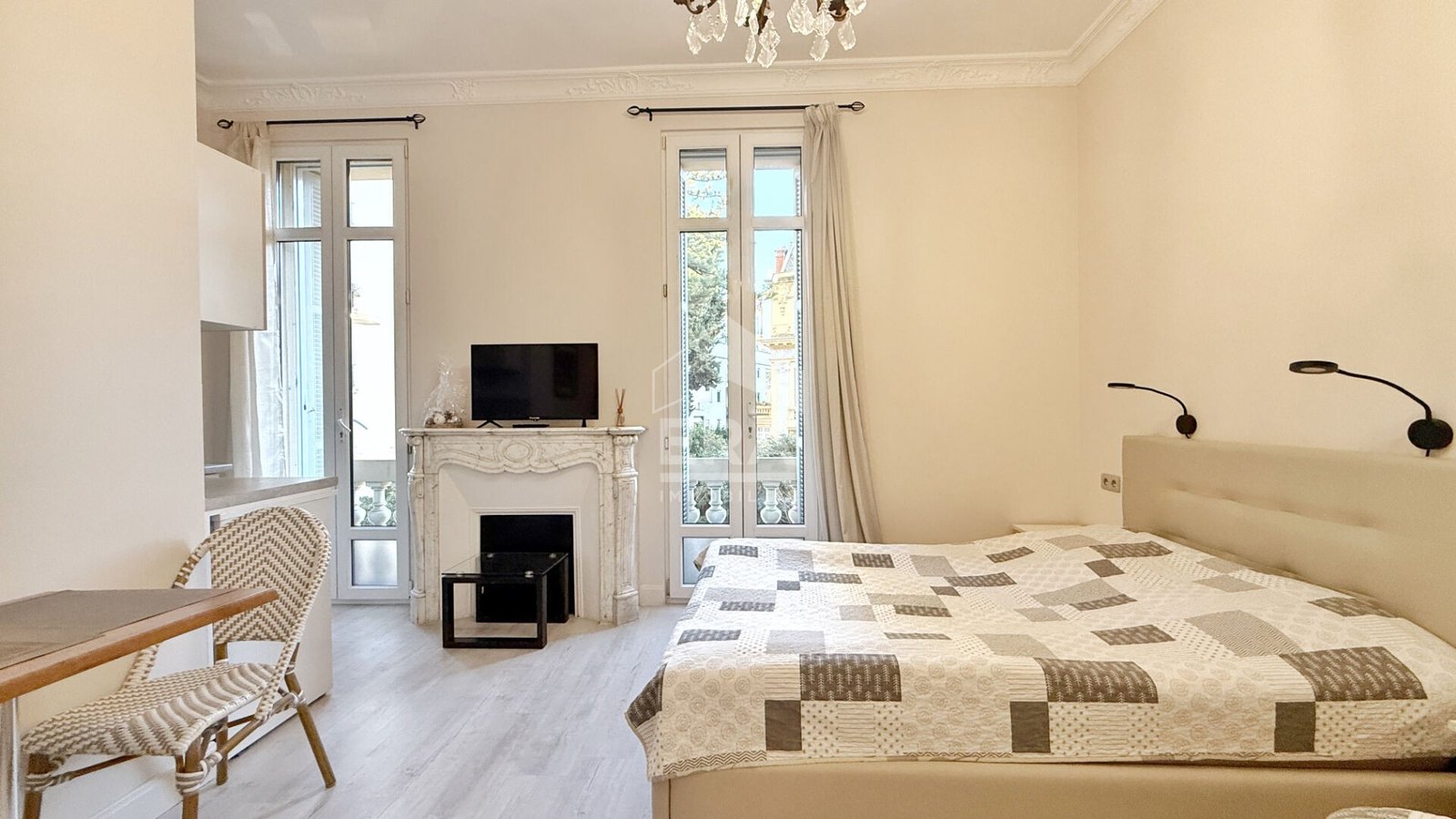 Property photo in Carre d'Or