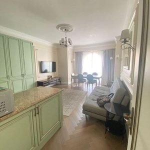 Property in Carre d'Or