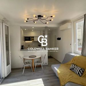 Property in Carre d'Or