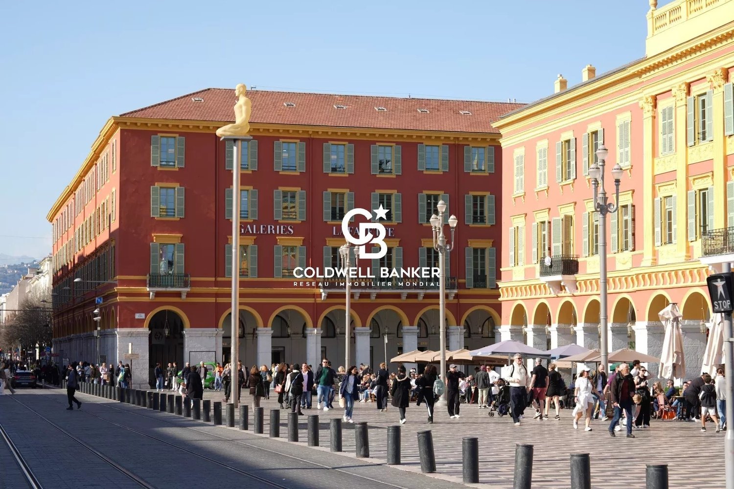 Property photo in Carre d'Or