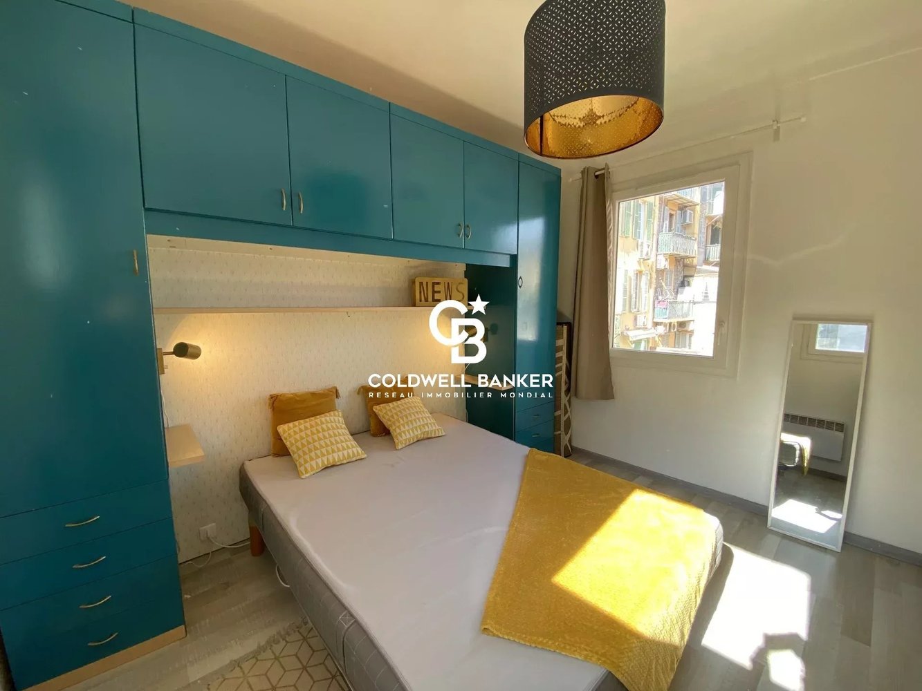 Property photo in Carre d'Or