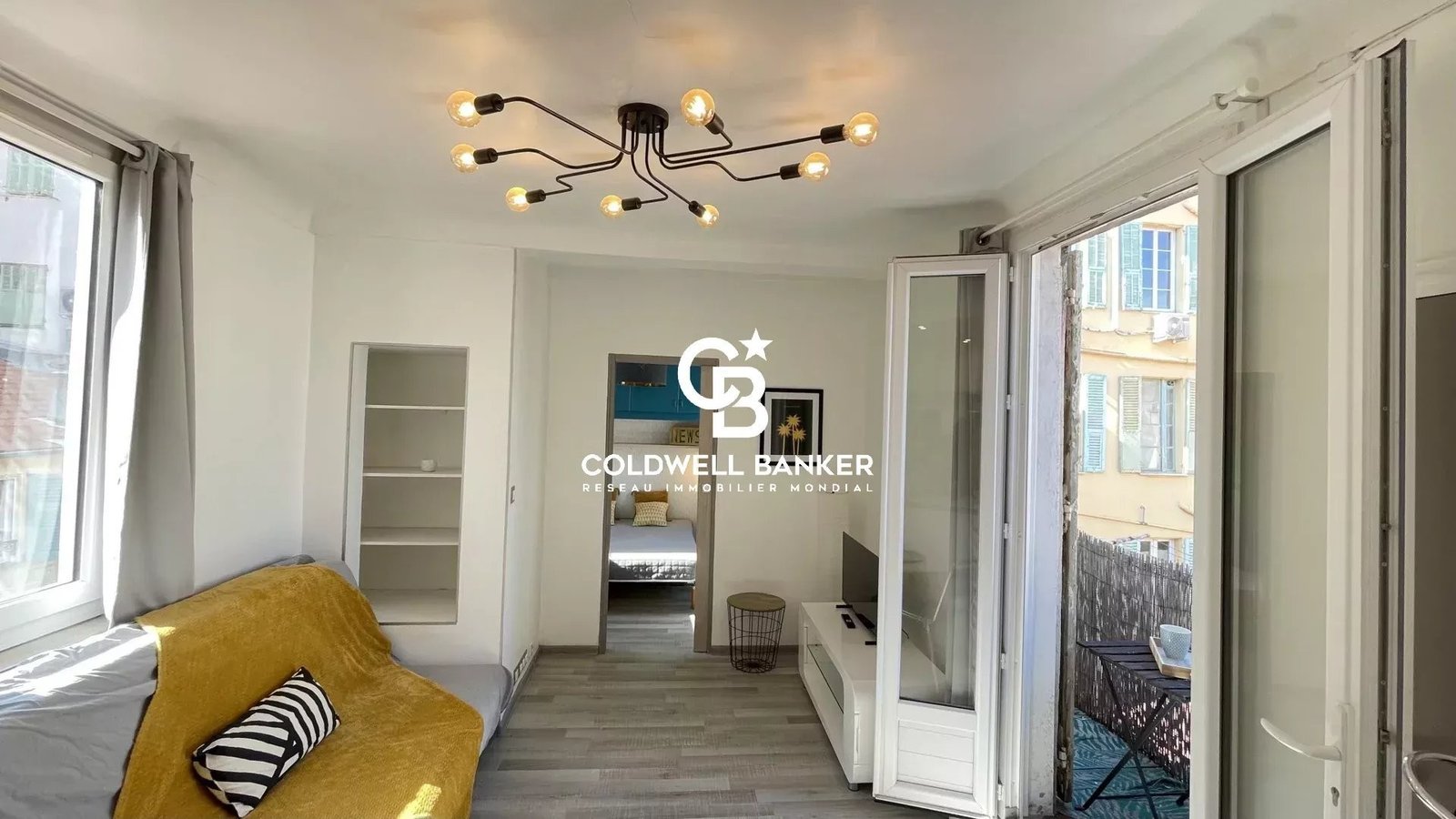 Property photo in Carre d'Or