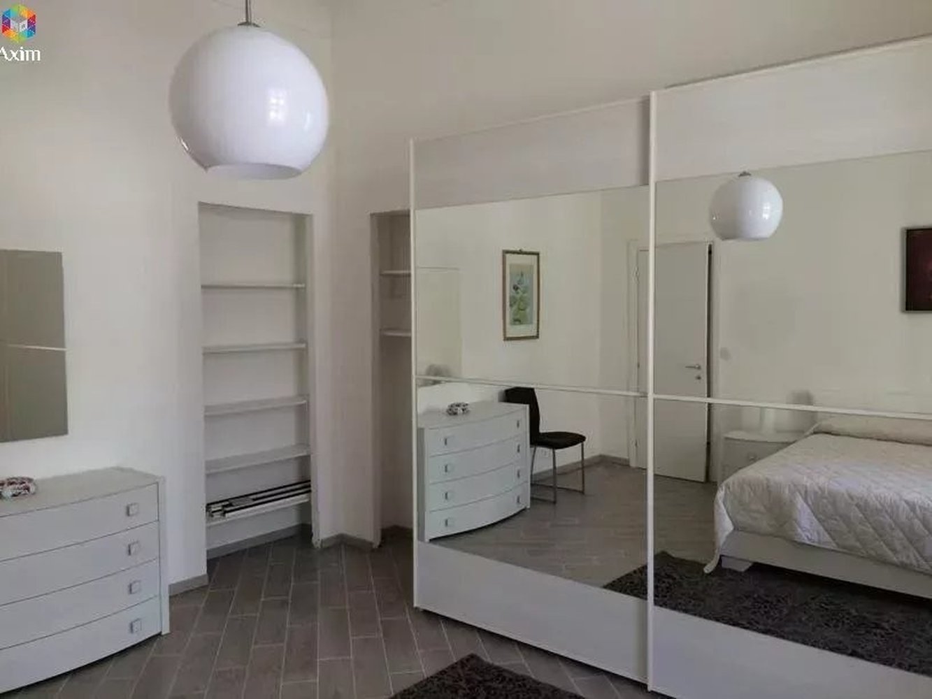 Property photo in Carre d'Or