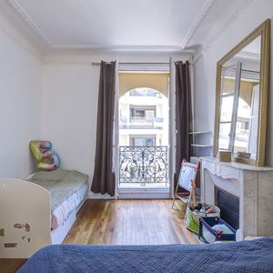 Property in Carre d'Or