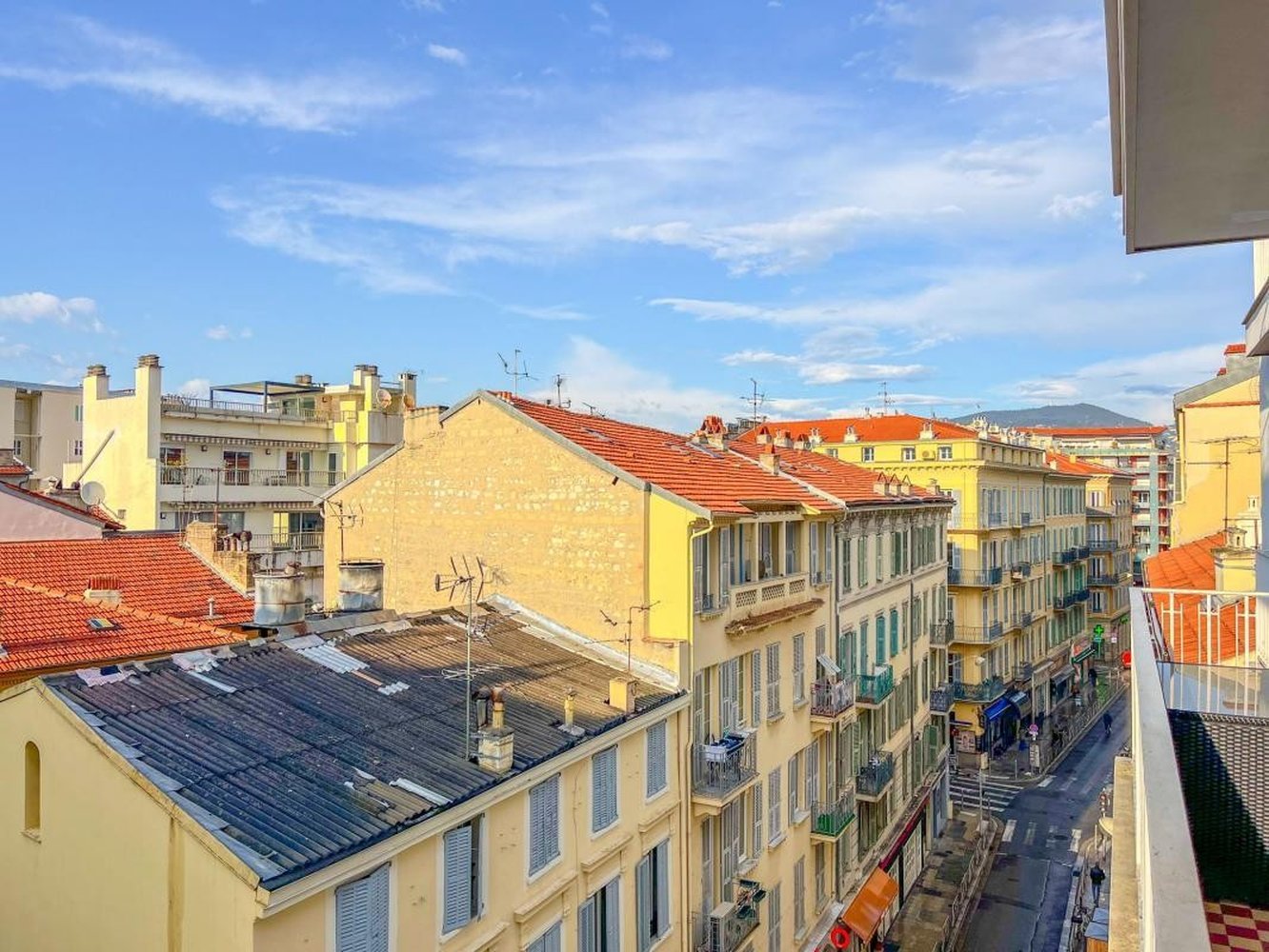 Property photo in Carre d'Or