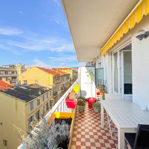 Property in Carre d'Or