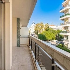 Property in Musicians Quarter