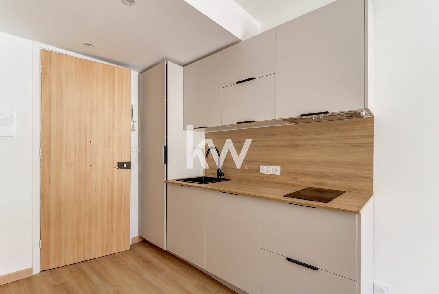 Property photo in Musicians Quarter