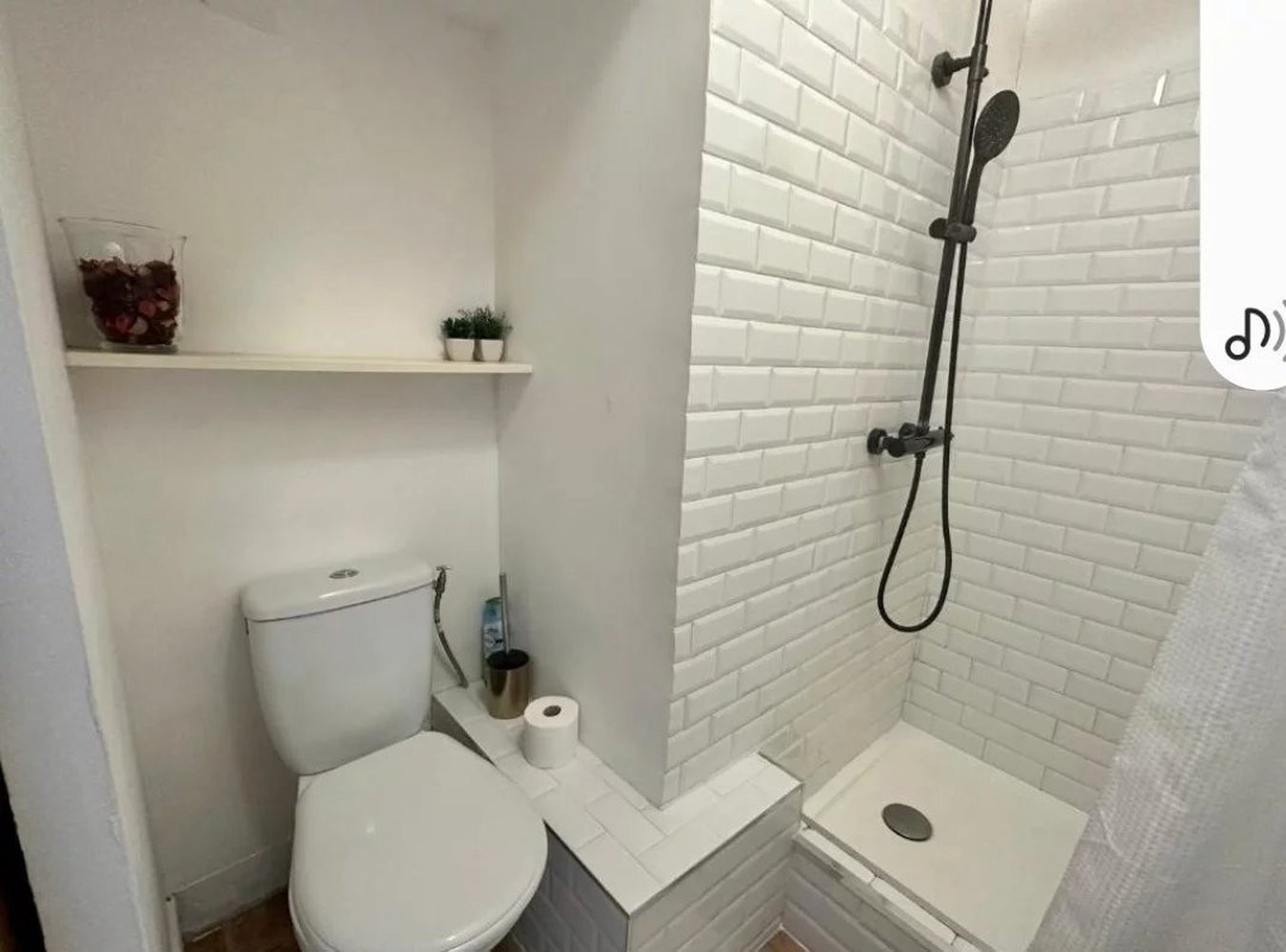 Property photo in Musicians Quarter