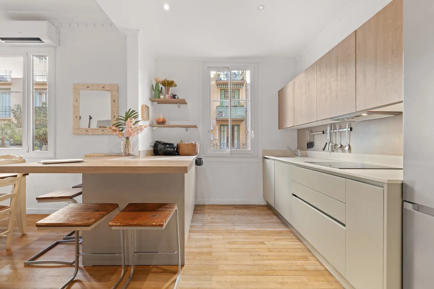 Property photo in Musicians Quarter