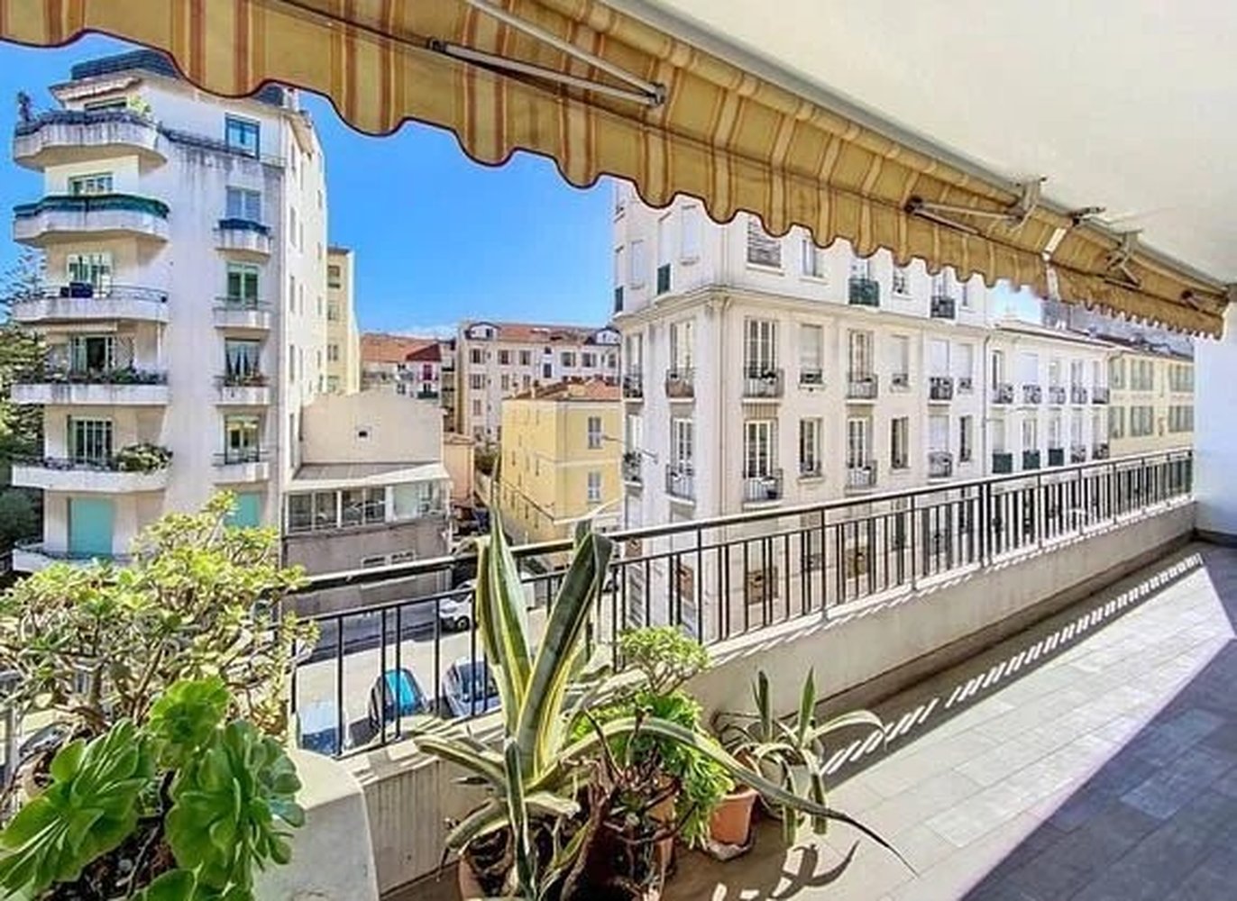 Property photo in Musicians Quarter