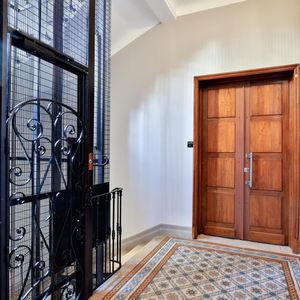 Property in Musicians Quarter