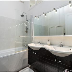 Property in Musicians Quarter