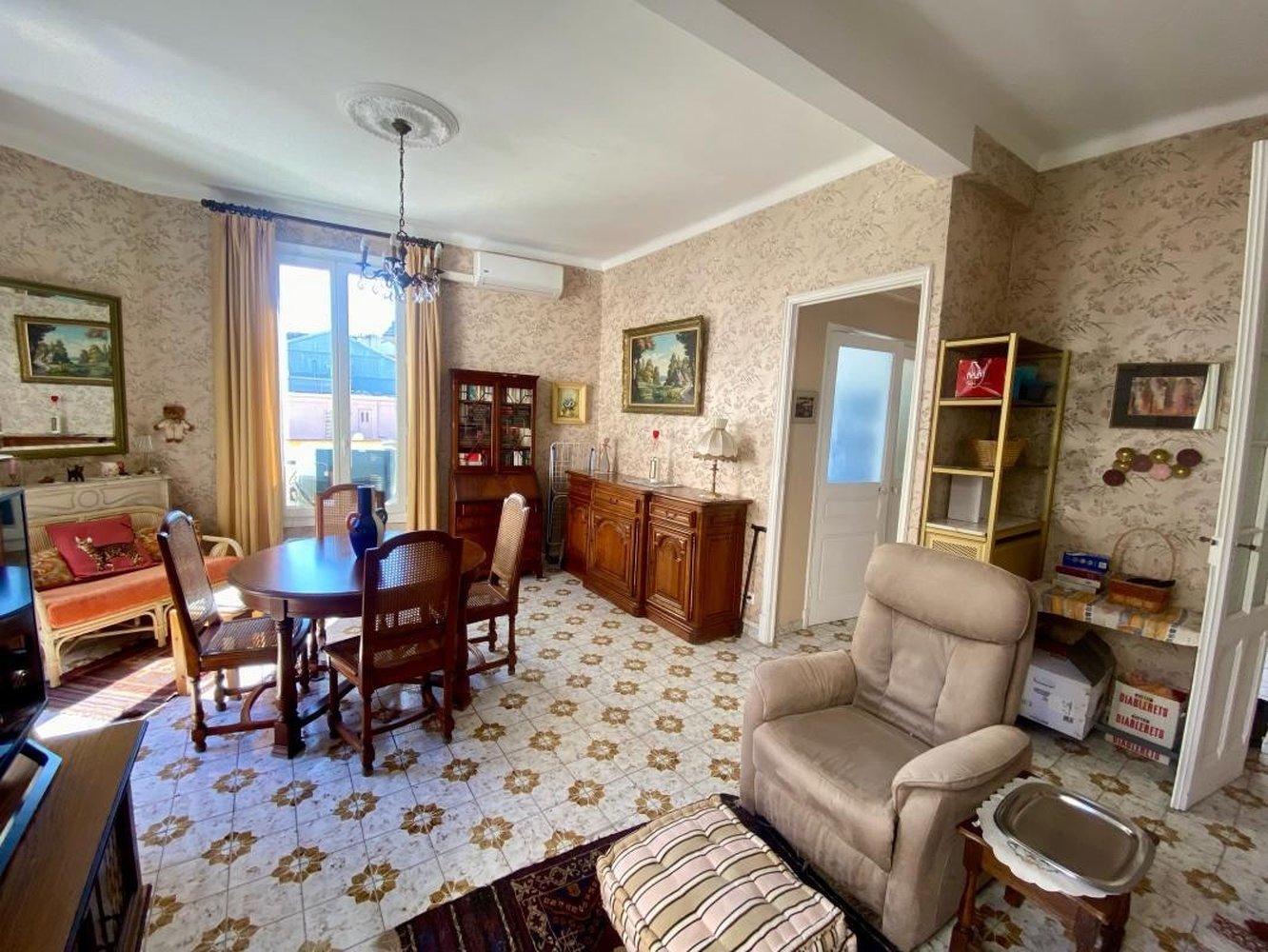 Property photo in Musicians Quarter