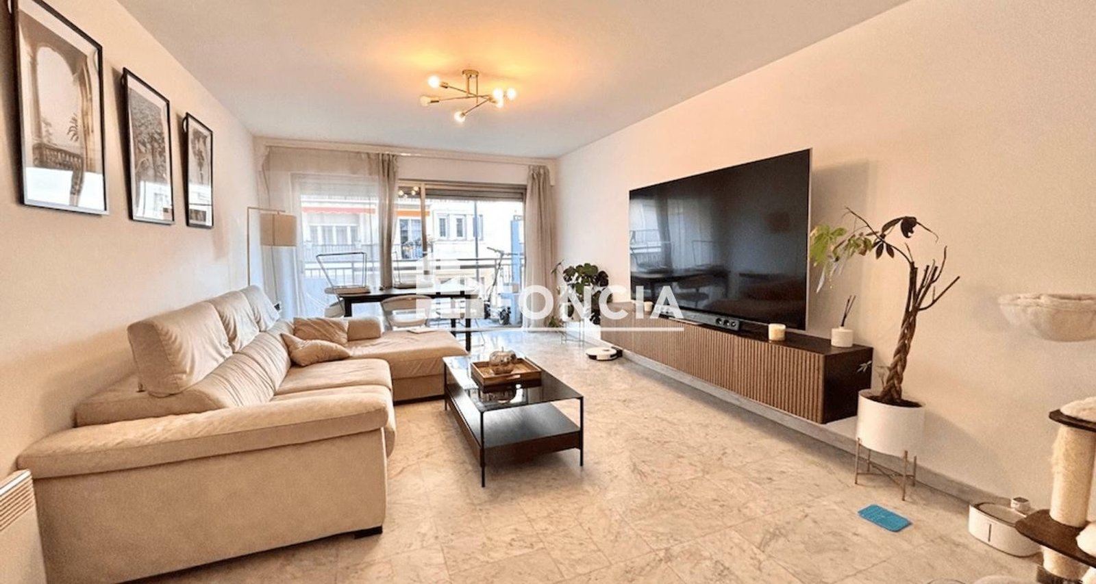 Property photo in Musicians Quarter