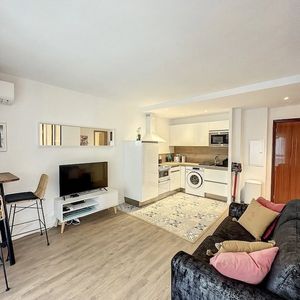 Property in Musicians Quarter