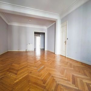 Property in Musicians Quarter