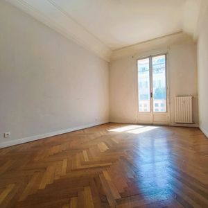 Property in Musicians Quarter