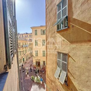 Property in Old Town