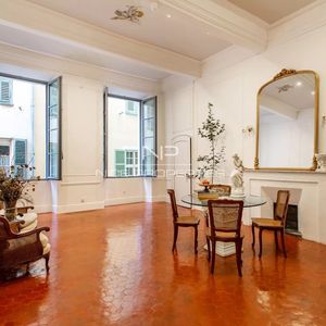 Property in Old Town