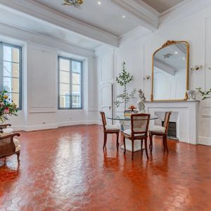 Property in Old Town