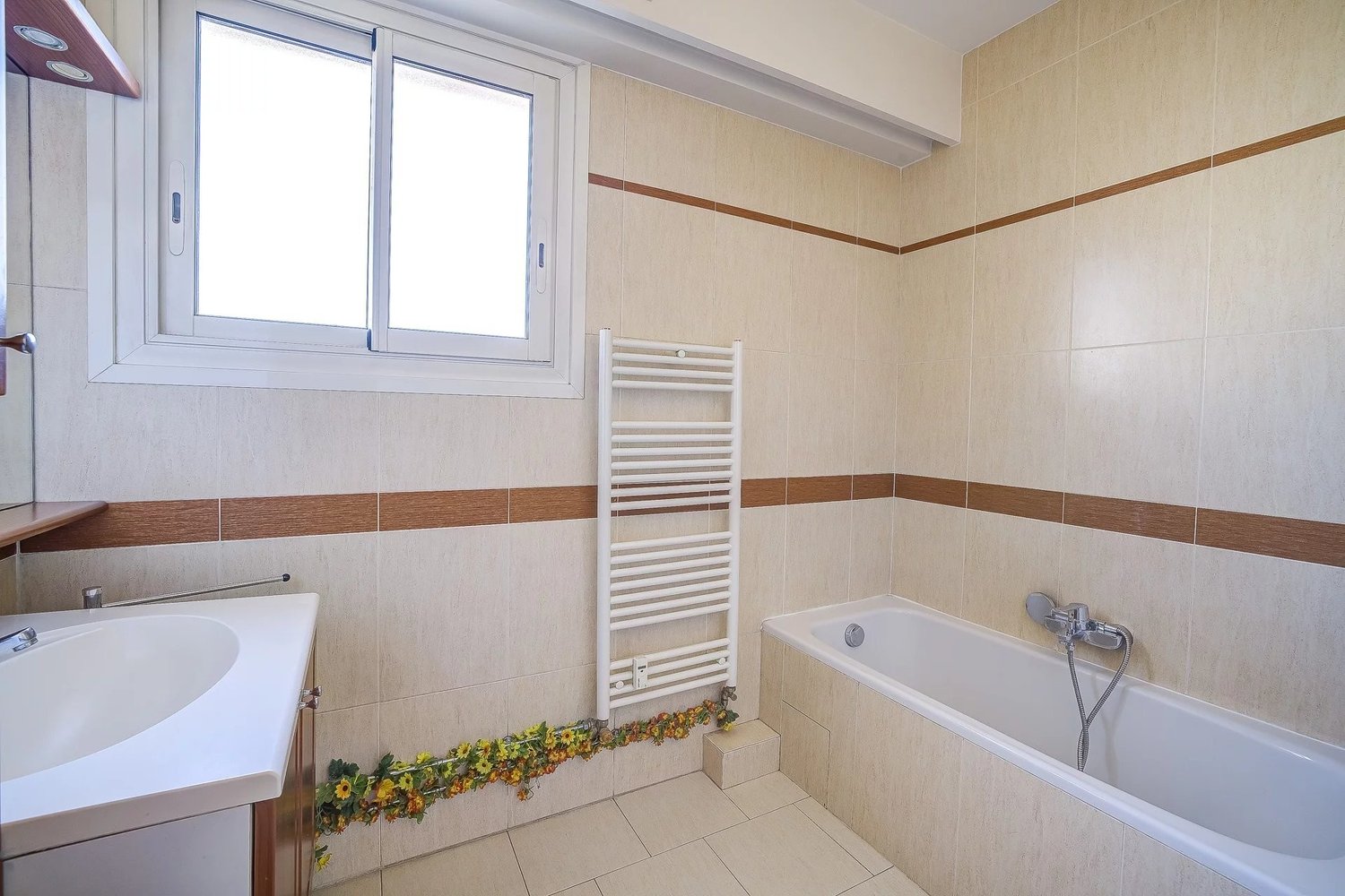 Property photo in Port