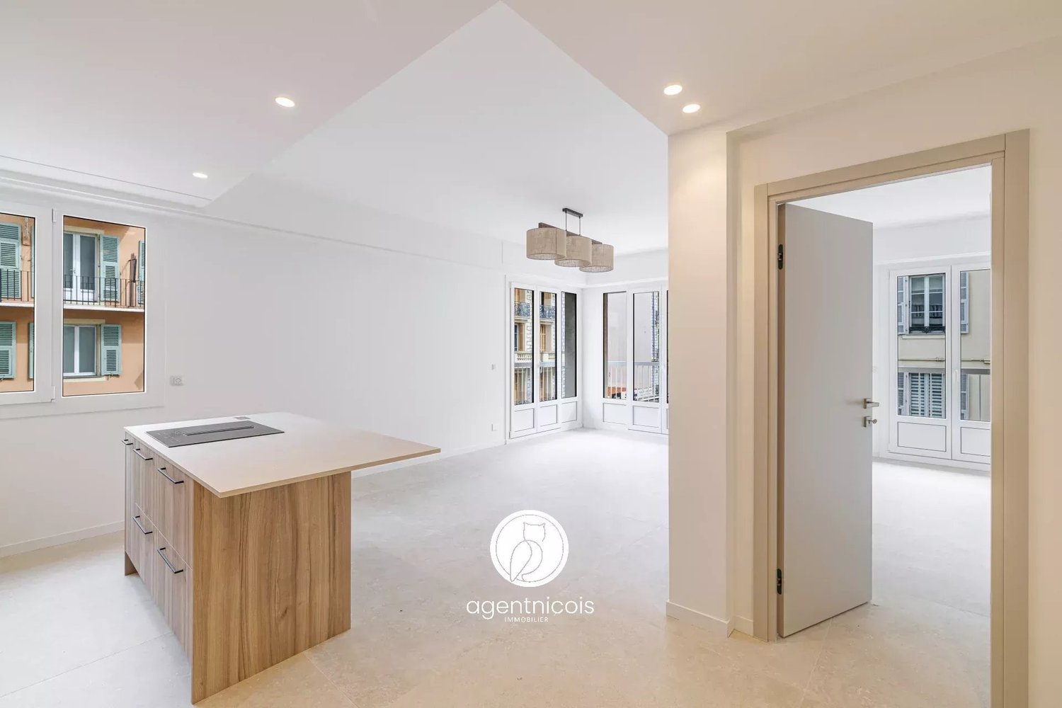 Property photo in Port