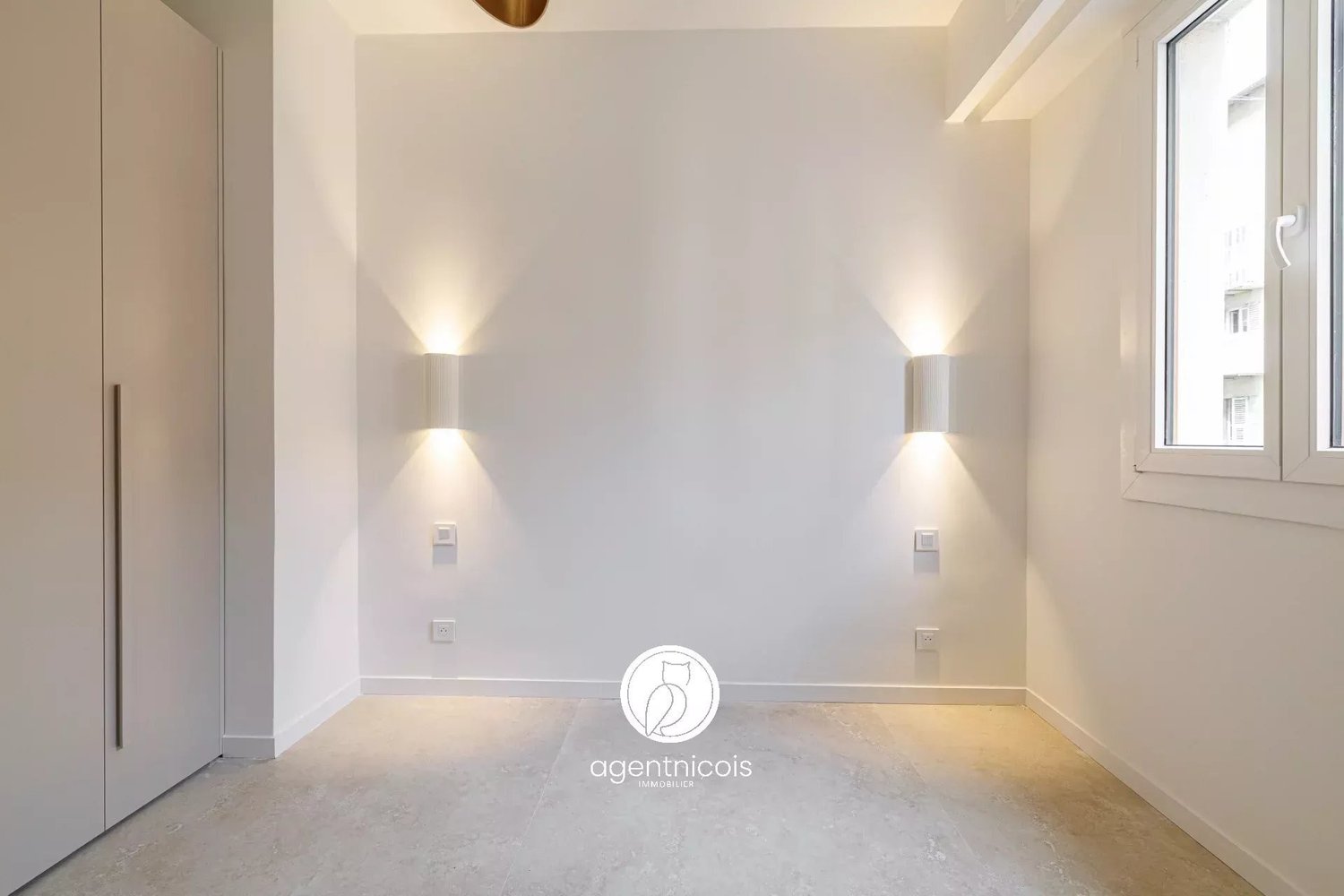 Property photo in Port