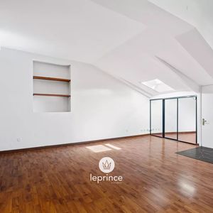 Property in Carre d'Argent