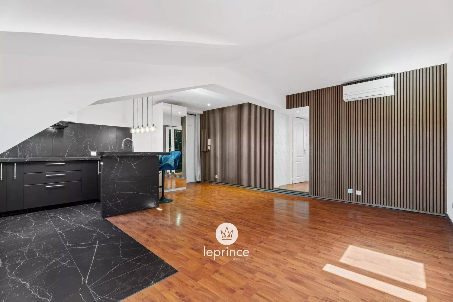 Property photo in Carre d'Argent