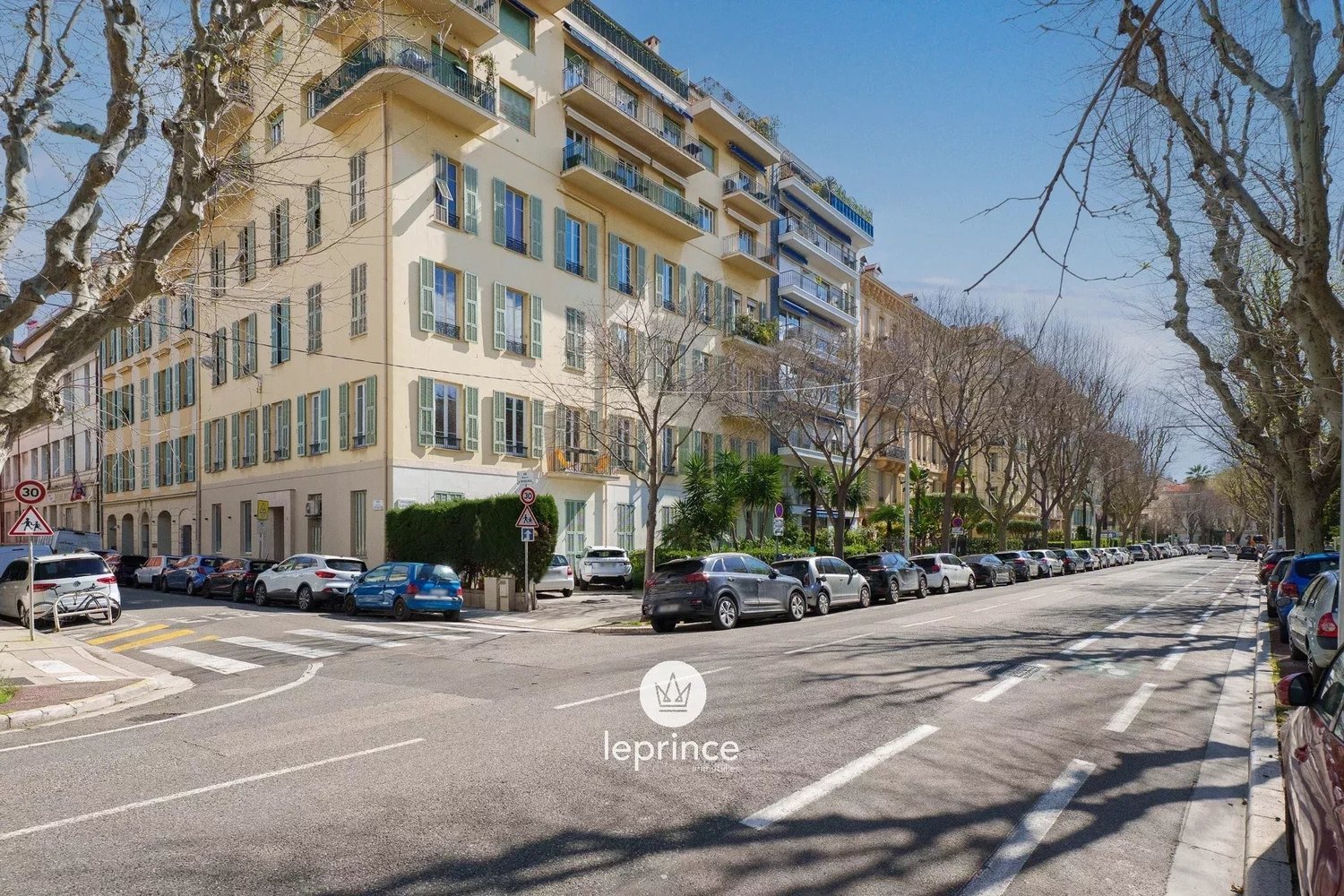 Property photo in Carre d'Argent