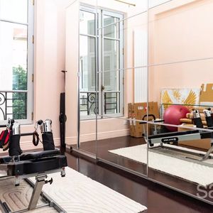 Property in Carre d'Argent