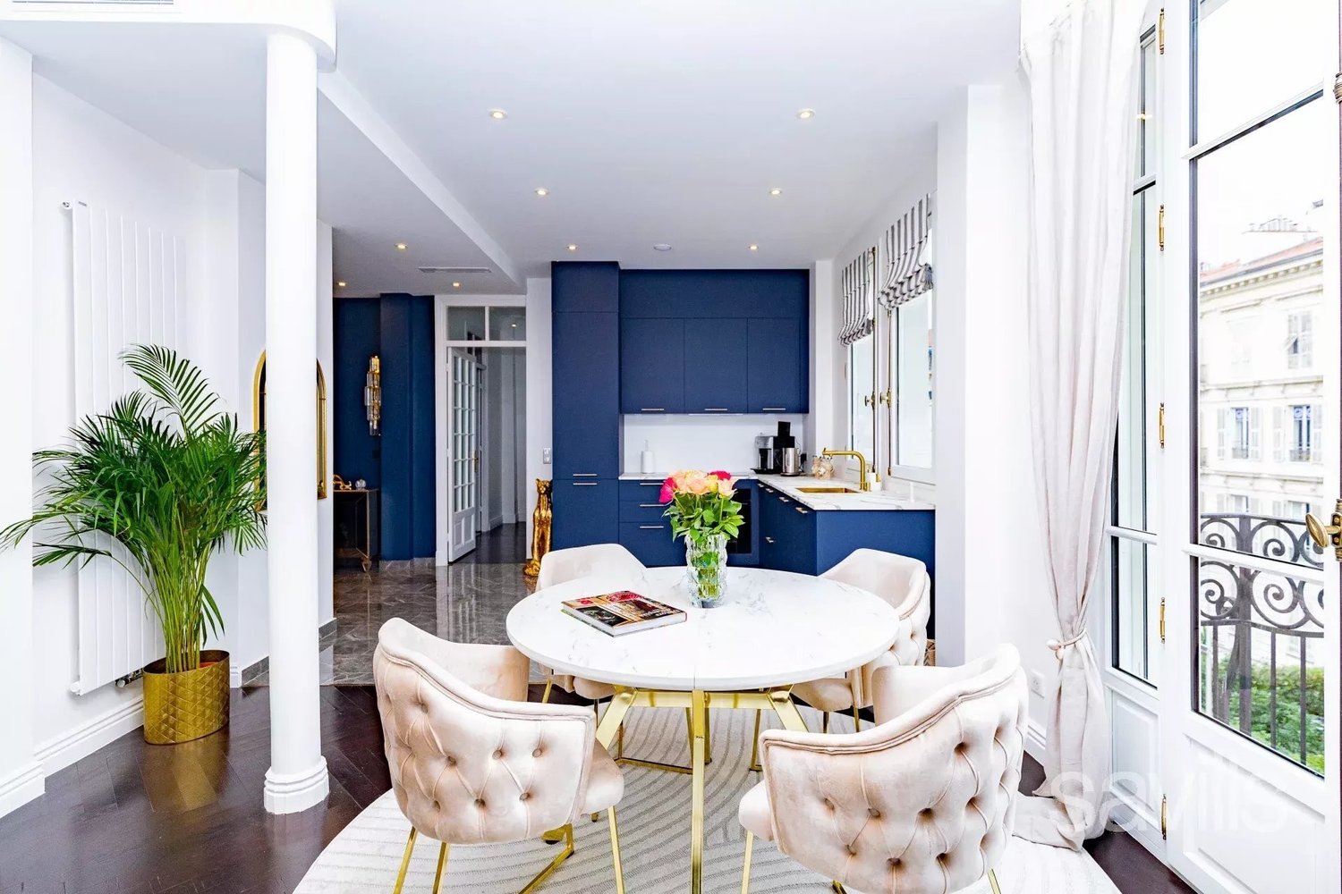 Property photo in Carre d'Argent