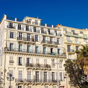 Property in Carre d'Argent