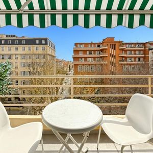 Property in Carre d'Argent