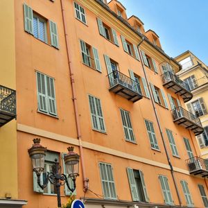 Property in Carre d'Argent