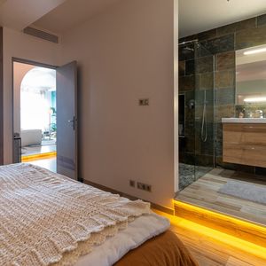 Property in Carre d'Argent