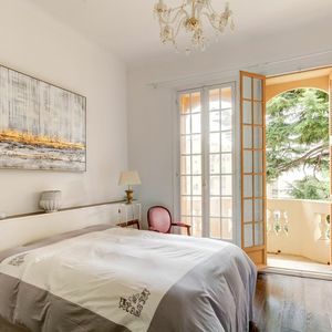 Property in Carre d'Argent