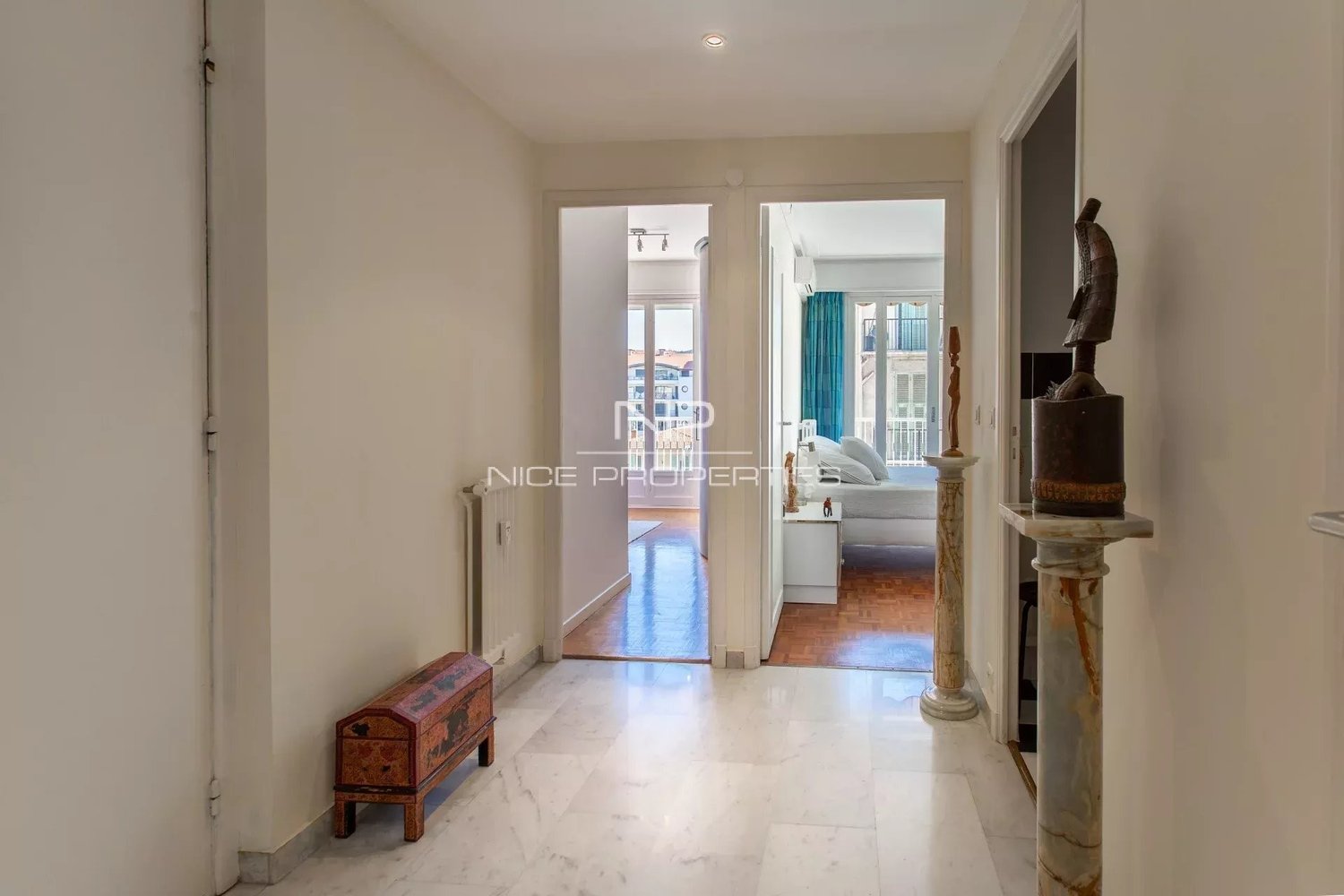 Property photo in Carre d'Argent