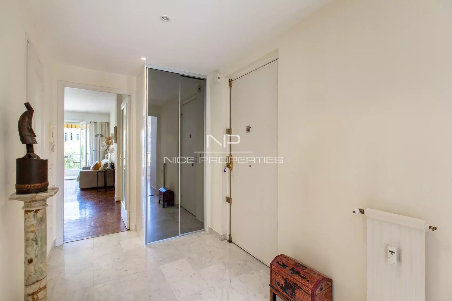 Property photo in Carre d'Argent