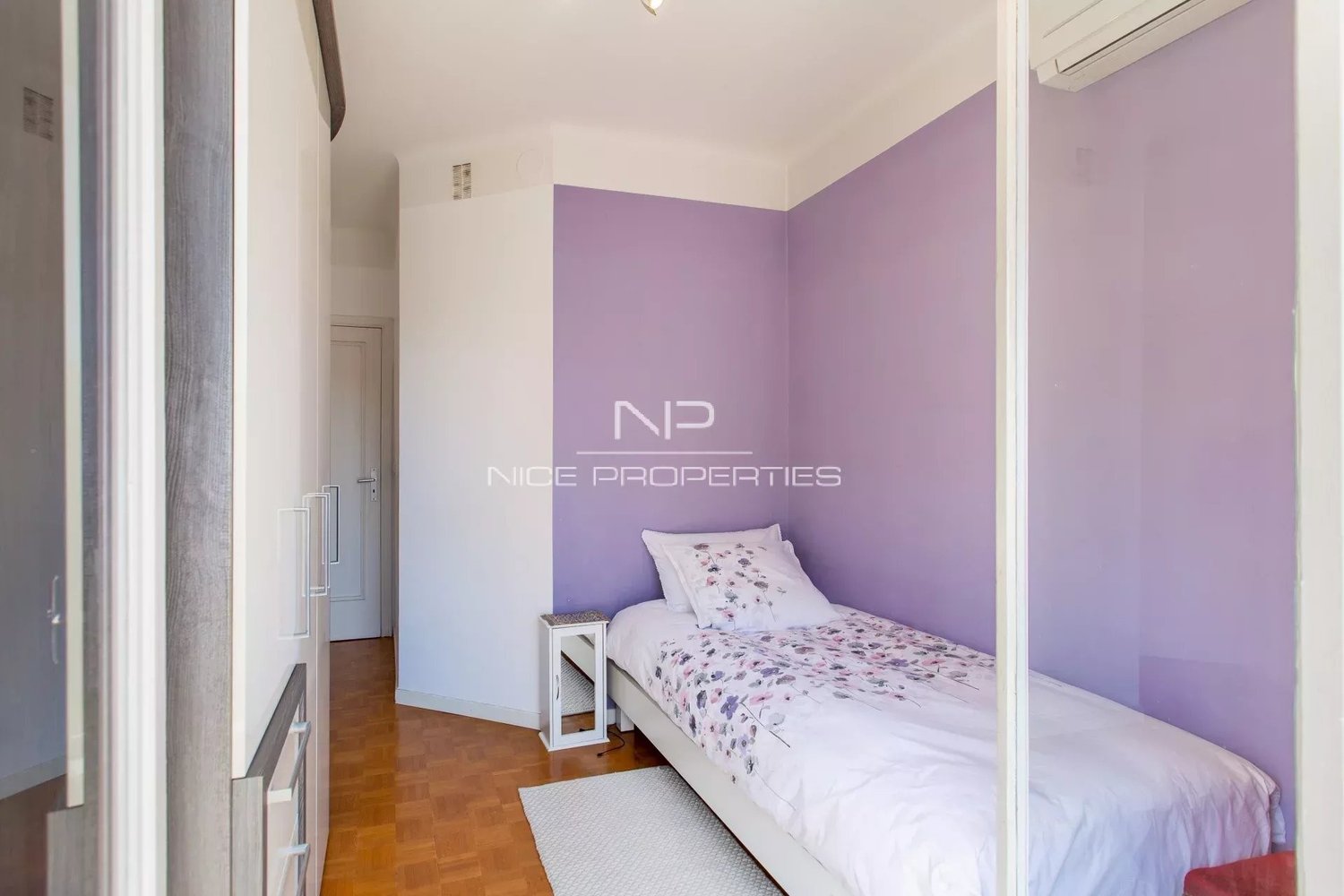 Property photo in Carre d'Argent