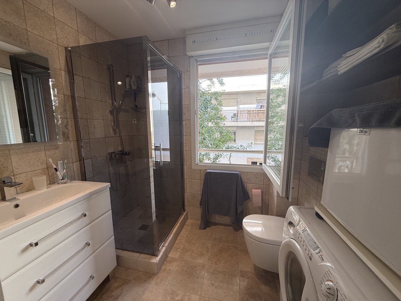 Property photo in Carre d'Argent