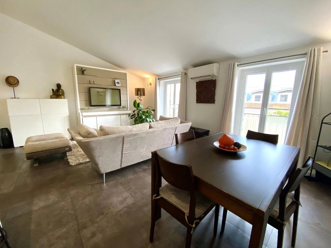 Property photo in Carre d'Argent