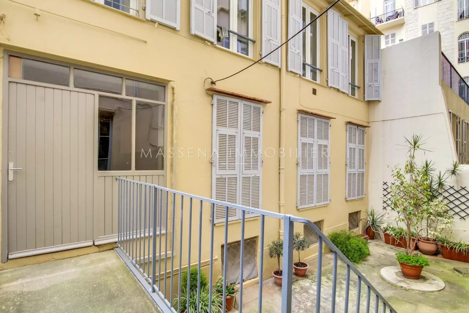 Property photo in Carre d'Argent