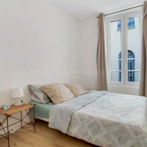 Property in Carre d'Argent